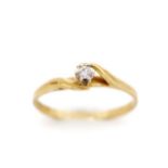 Diamond and 9ct yellow gold ring