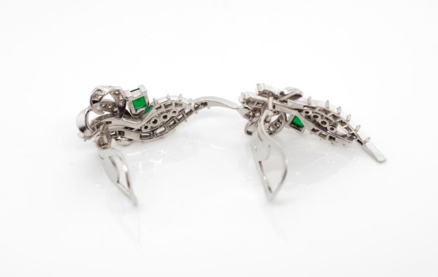 Emerald and diamond set platinum ear clips - Image 3 of 3