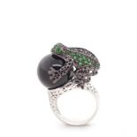 Gemstone set silver frog ring