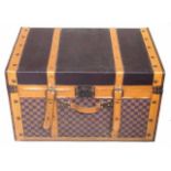 Trunk with leather straps