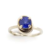Blue sapphire and 14ct white gold ring