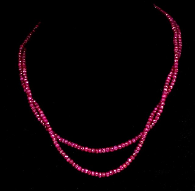 Double strand ruby beaded necklace - Image 3 of 3