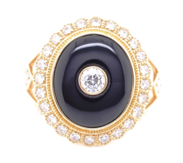 Onyx, diamond and 18ct yellow gold dress ring