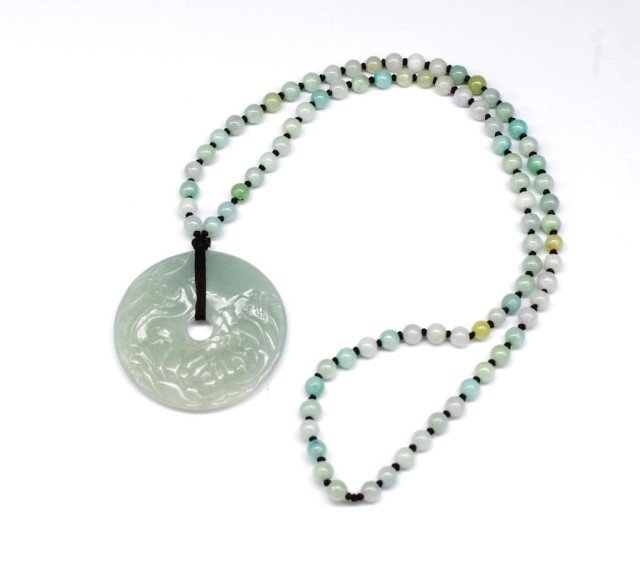 Carved jade Bi disc pendant and beaded necklace - Image 3 of 4