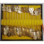 Boxed set fourteen Malaysian silver teaspoons