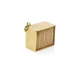 10 Pound note 9ct yellow gold charm