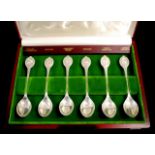 Boxed set sterling silver Australian Flower spoons