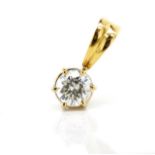 Diamond and yellow gold pendant