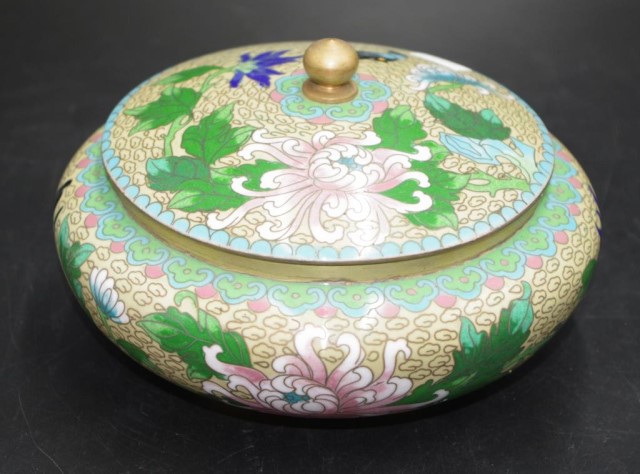 Chinese cloisonne lidded bowl - Image 2 of 4