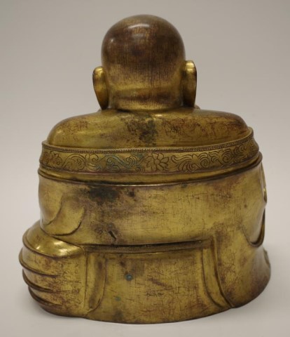 Chinese gilt bronze figure of Buddha - Image 3 of 5