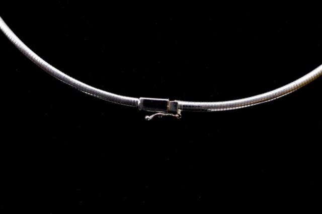 18ct white gold omega chain necklace - Image 3 of 3