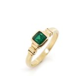 Created emerald and 9ct yellow gold ring