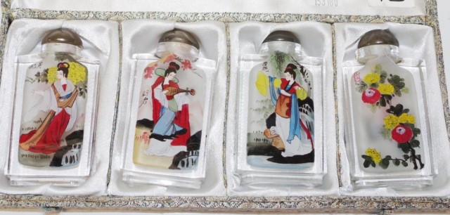 Boxed set four Chinese crystal snuff bottles - Image 2 of 2