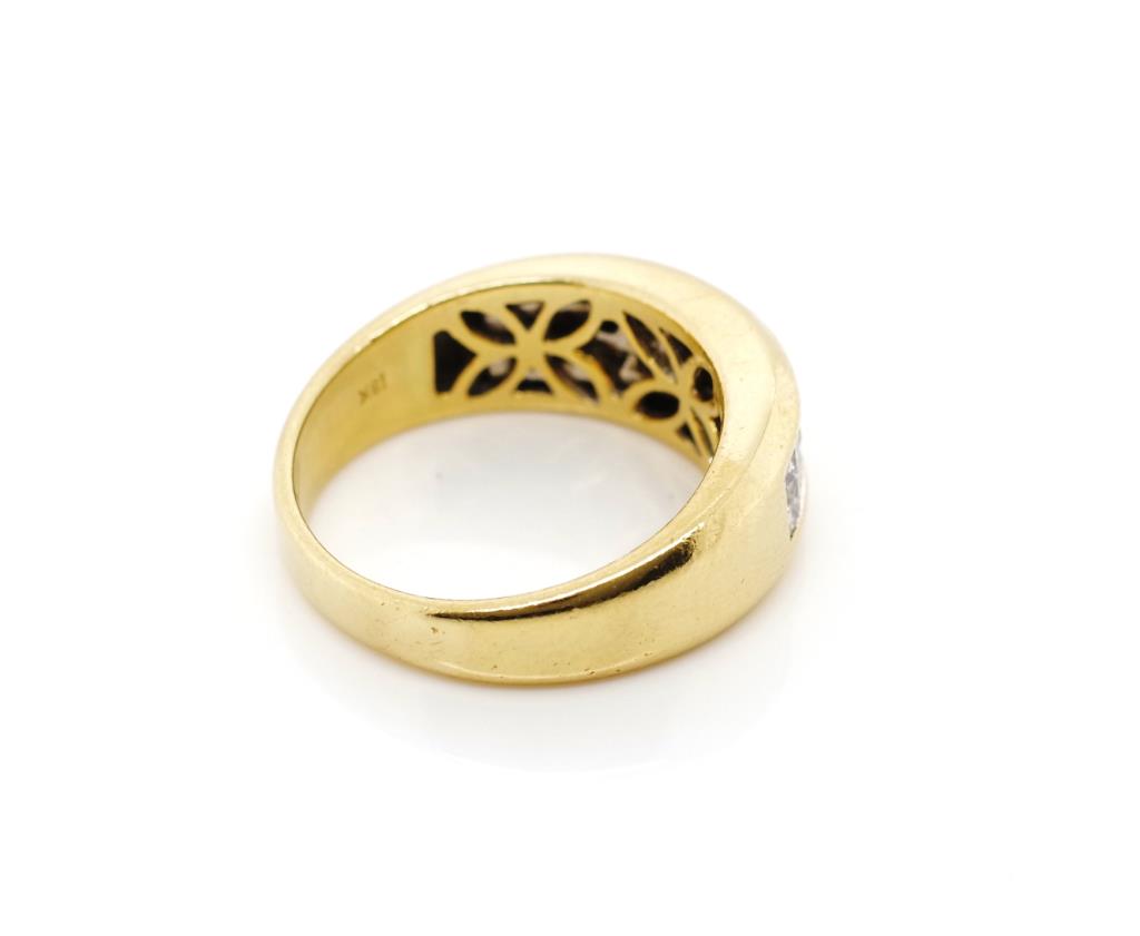 Diamond double row and 18ct yellow gold ring - Image 4 of 4