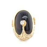 14ct yellow gold, onyx and diamond ring