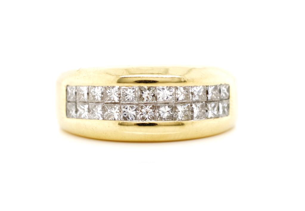 Diamond double row and 18ct yellow gold ring