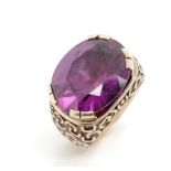 9ct gold and synthetic alexandrite ring