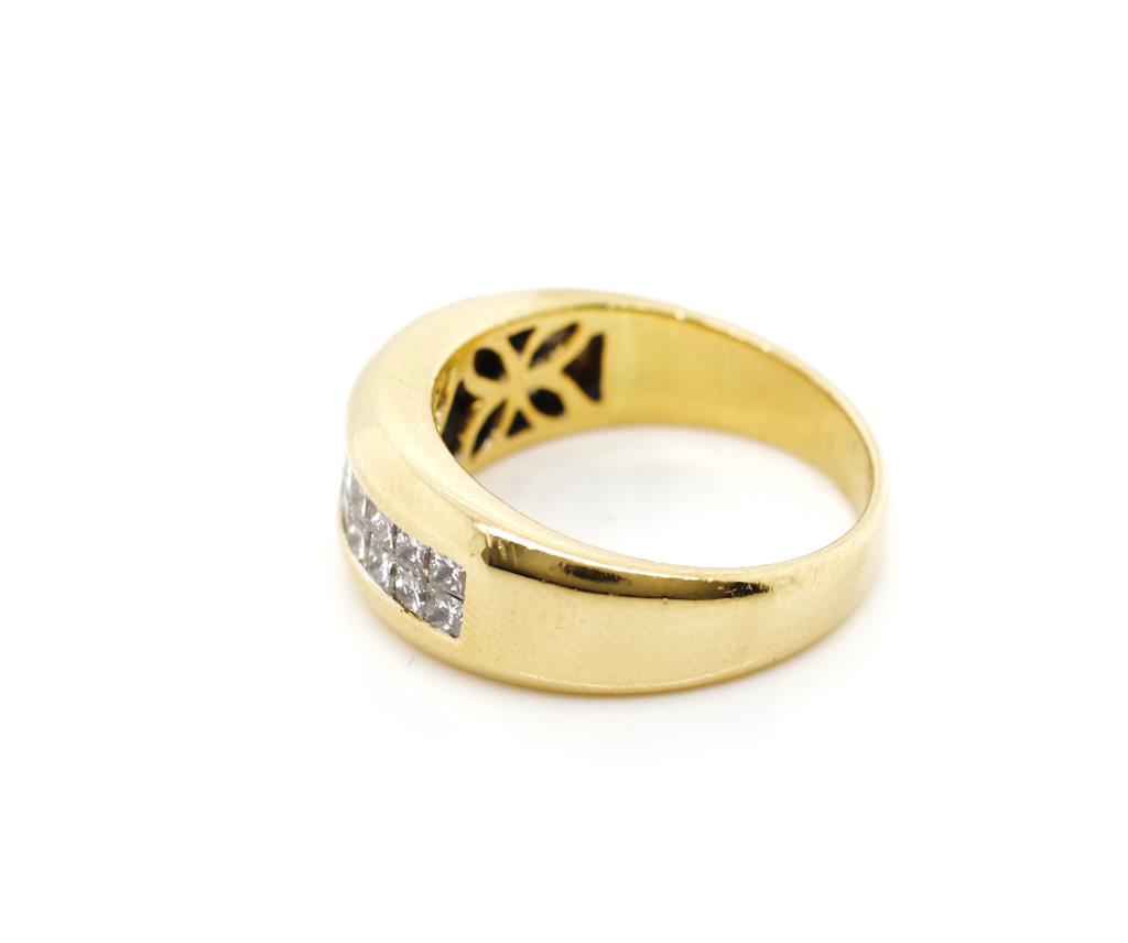 Diamond double row and 18ct yellow gold ring - Image 3 of 4