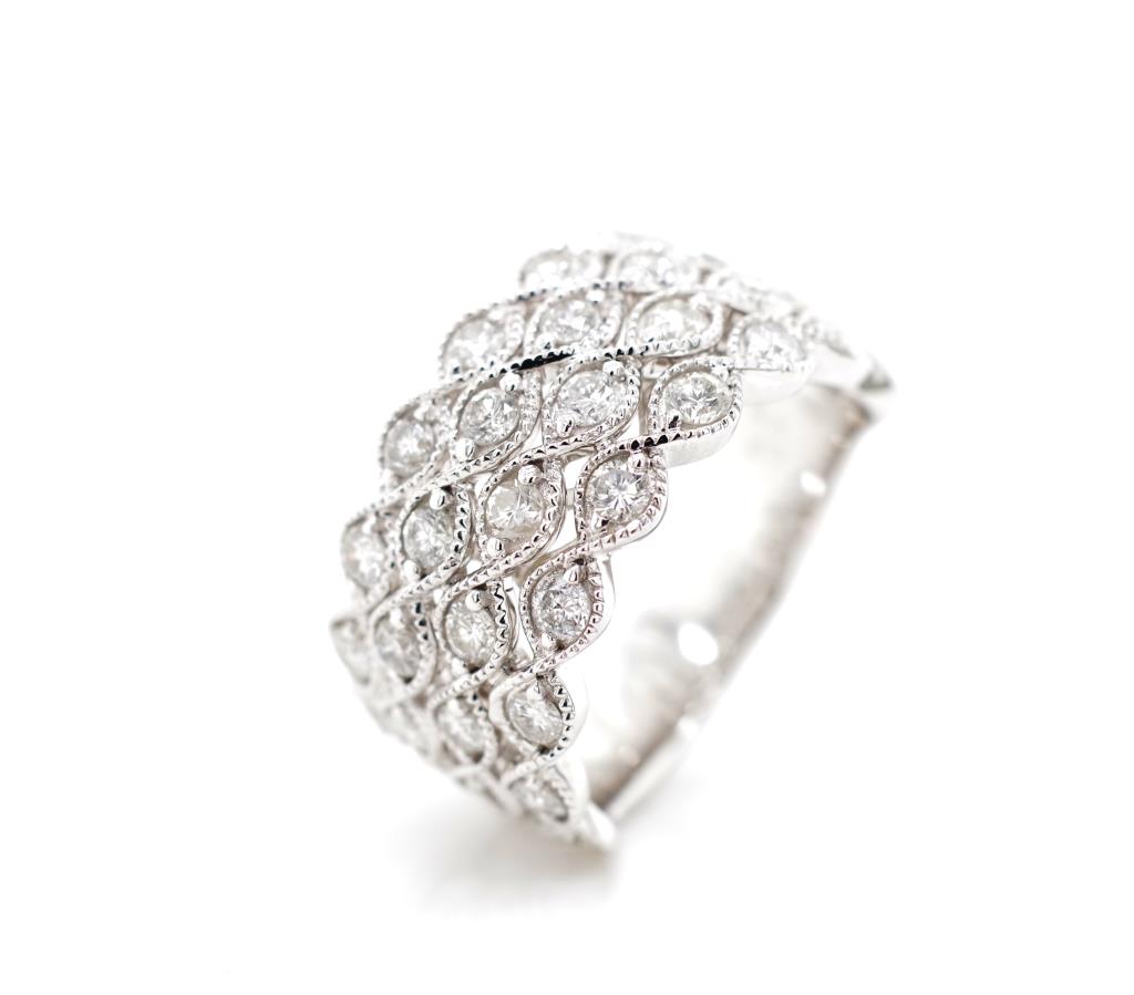 Four tier diamond and 18ct white gold ring - Image 2 of 6