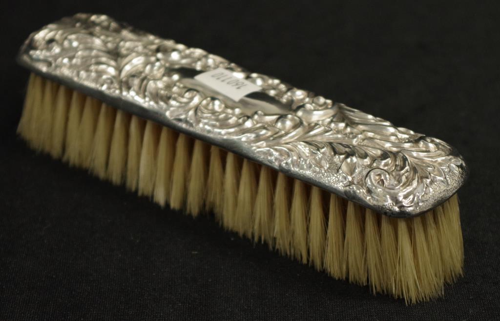 Edward VII sterling silver backed clothes brush - Image 3 of 3