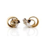 Two tone 9ct gold stud earrings