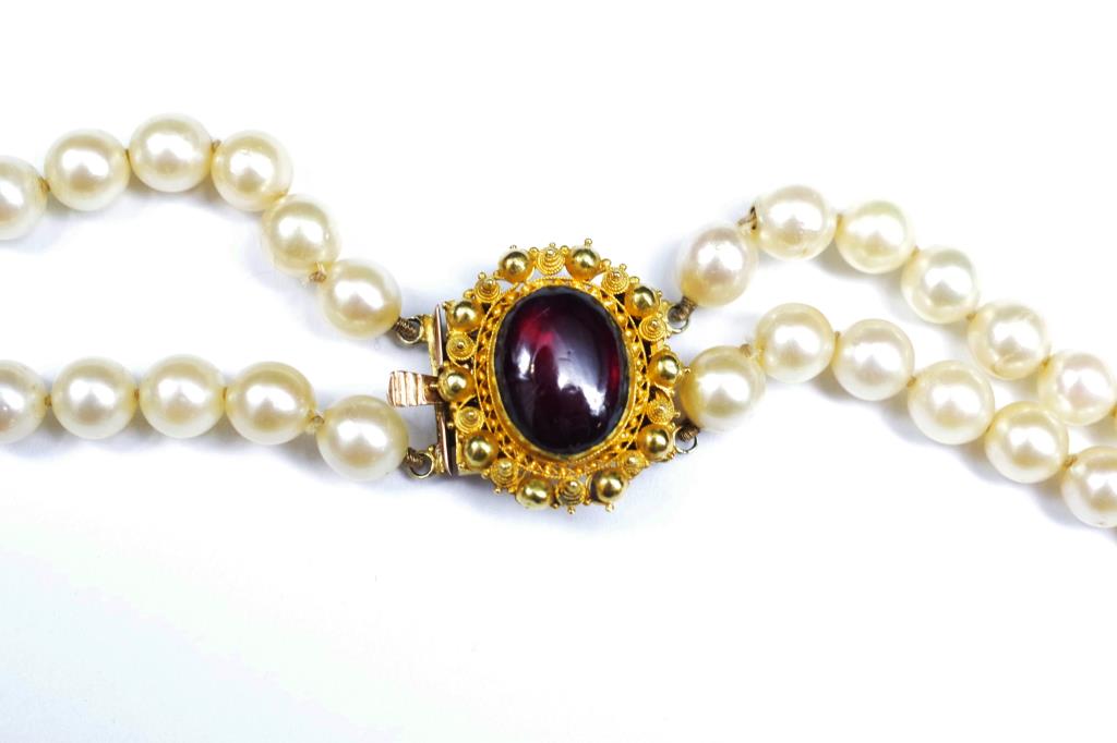 Cultured pearl double strand choker - Image 3 of 5