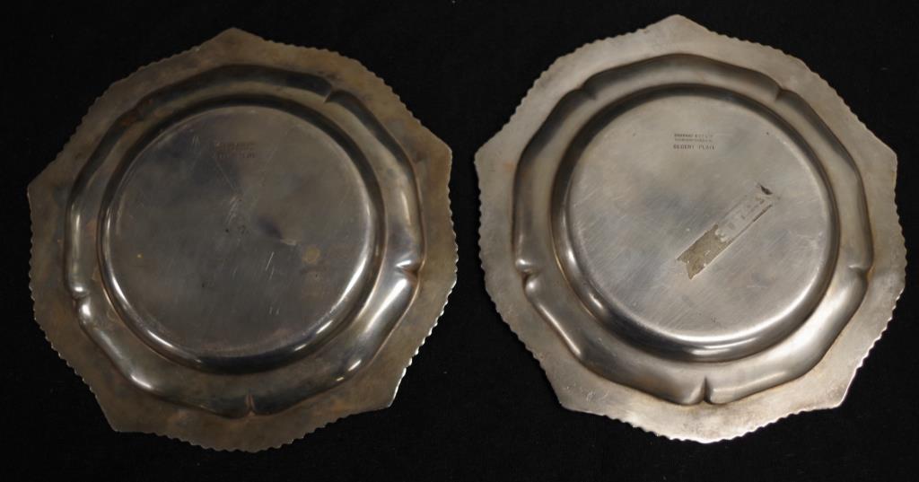 Good pair Regent Plate small salvers - Image 2 of 2