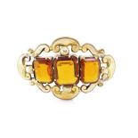 Victorian citrine glass and gilt metal brooch