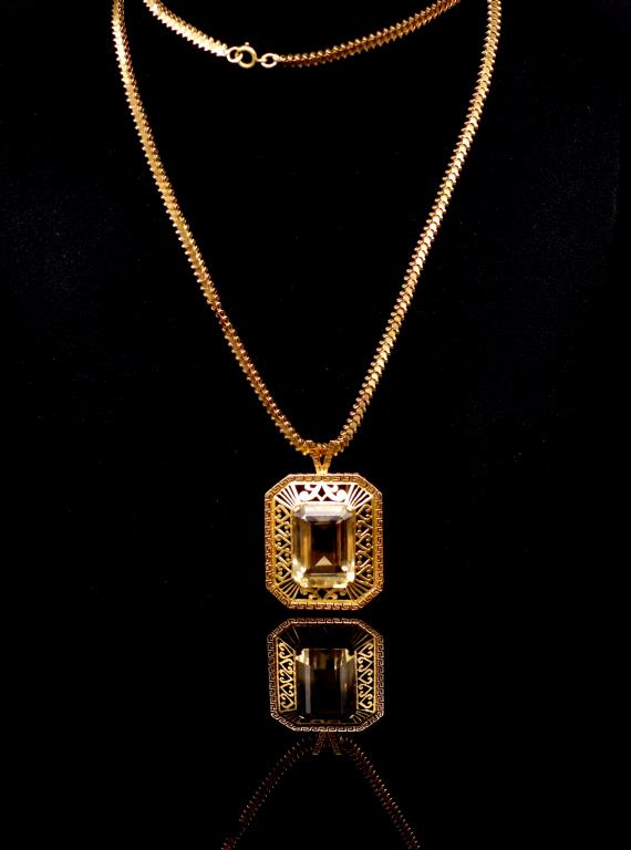 Antique Rose gold and lemon quartz pendant
