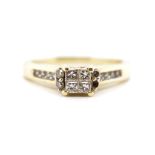 Diamond set 9ct yellow gold ring