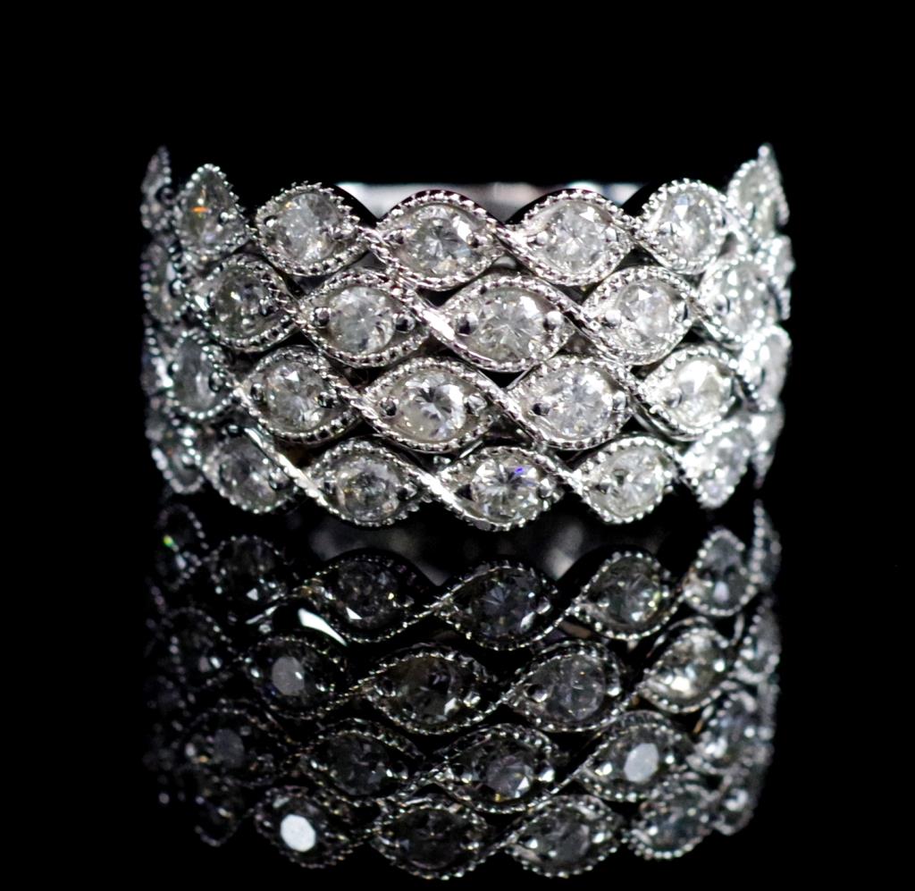 Four tier diamond and 18ct white gold ring - Image 3 of 6