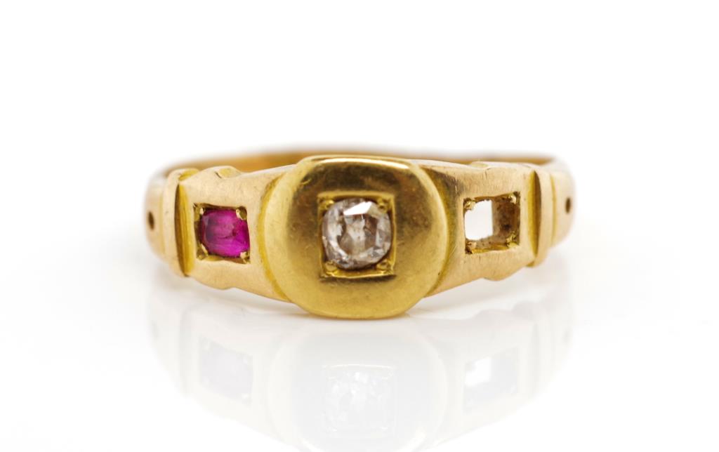 Victorian diamond set 15ct yellow gold ring