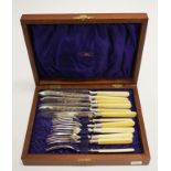 Edwardian cased set fruit knives and forks