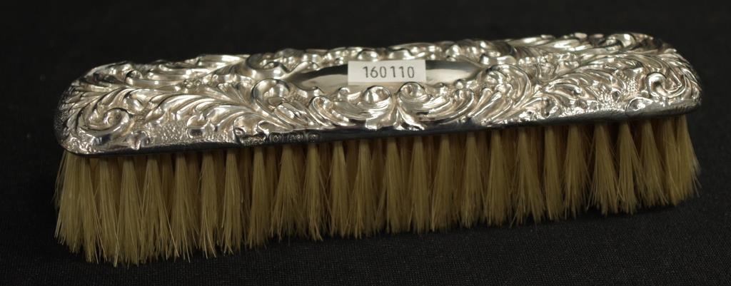 Edward VII sterling silver backed clothes brush