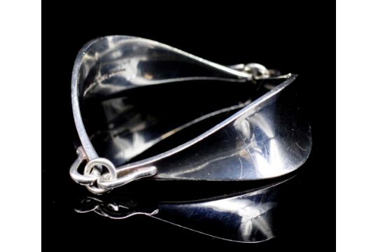 Mid century Danish sterling silver bangle - Image 2 of 5