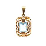 14ct yellow gold pendant