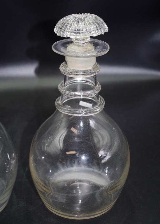 Two Georgian three ringed neck glass decanters - Image 3 of 4