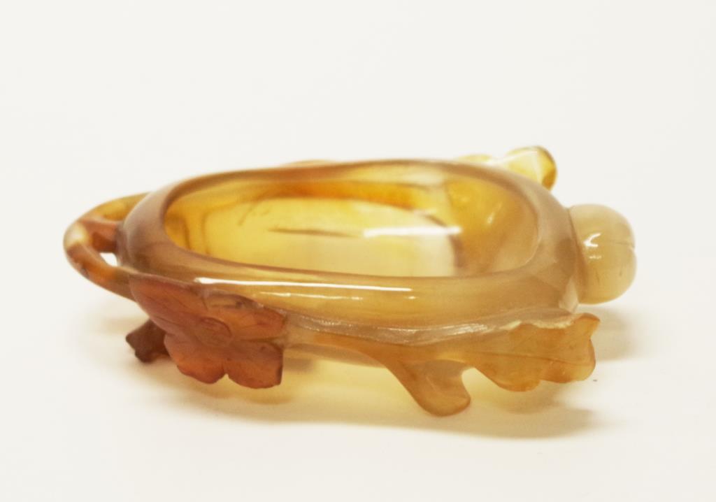 Good vintage Chinese carved agate bowl