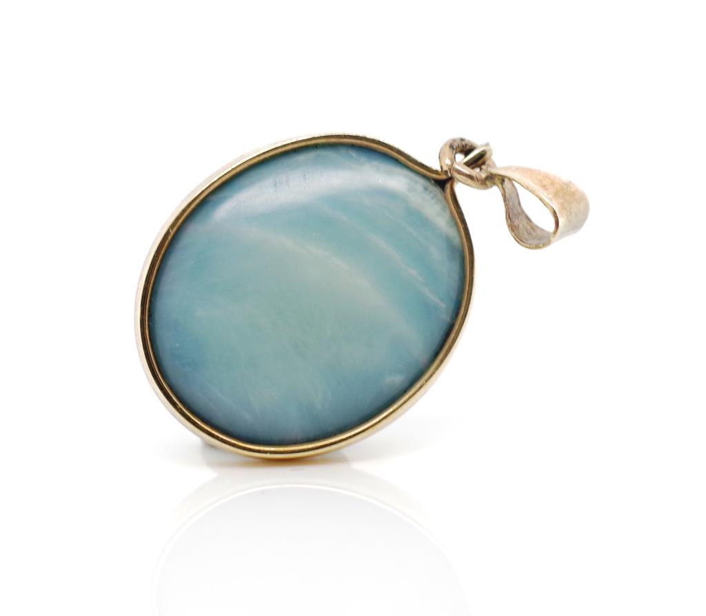 Vintage opal and 9ct yellow gold pendant - Image 2 of 2