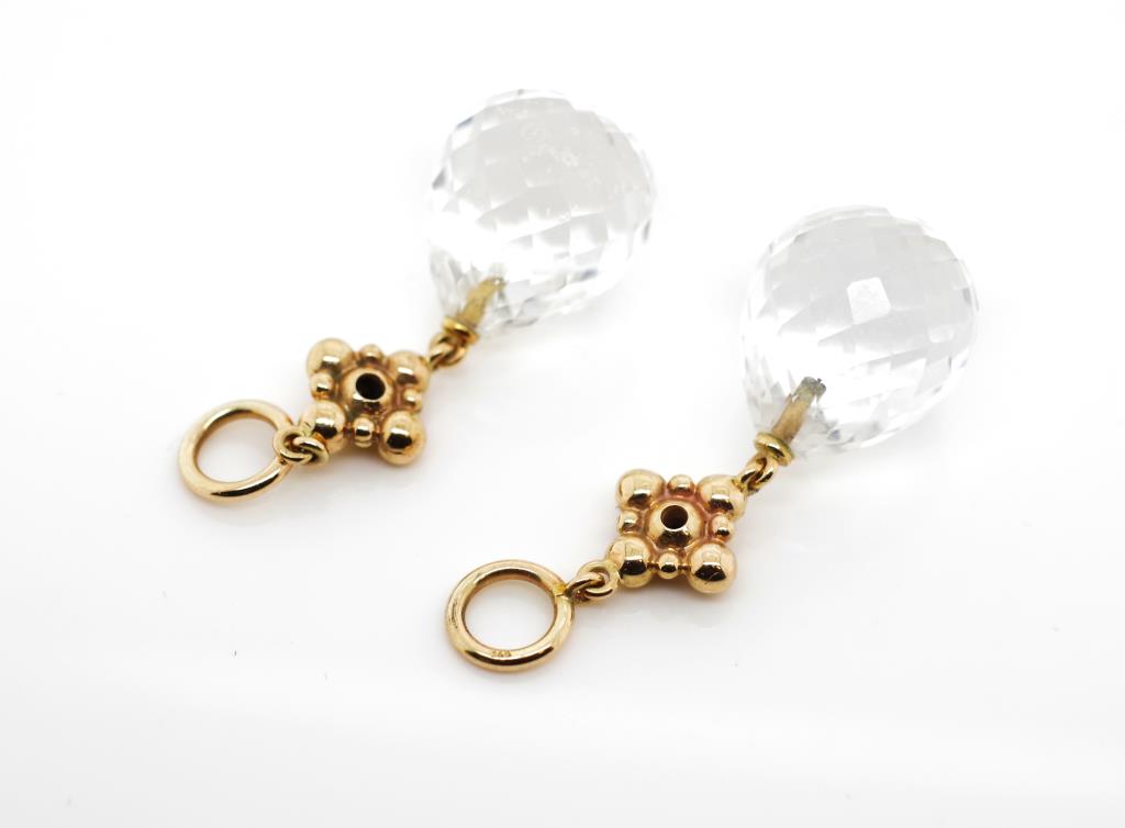 Rock crystal and yellow gold lustre earring - Image 3 of 3