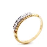 Five stone diamond and 18ct yellow gold ring