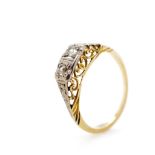 Art Deco diamond and 18ct yellow gold ring