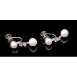 Pearl and white gold earring ear clips