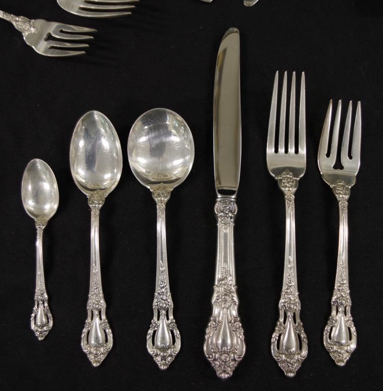 Eighteen pieces of Lunt sterling silver flatware - Image 2 of 2