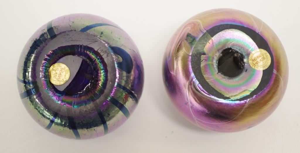 Two Australian Colin Heaney glass paperweights - Image 3 of 3
