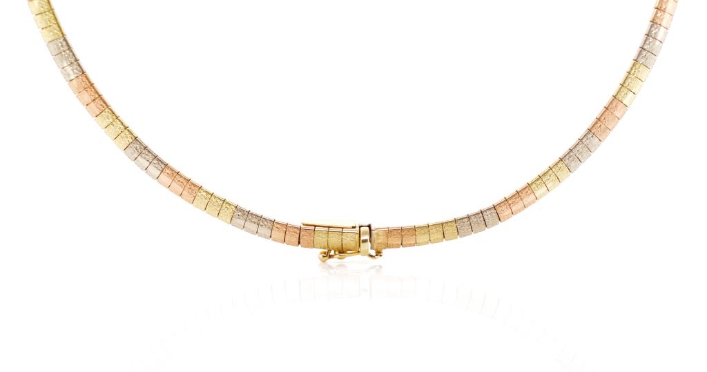 Tri colour 14ct gold omega chain - Image 3 of 5