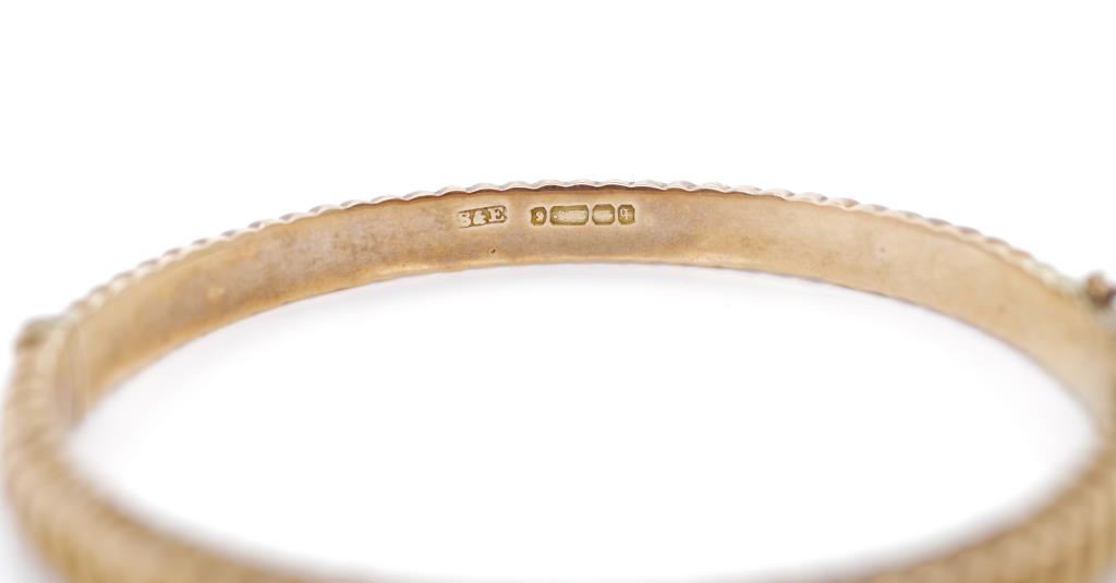 Victorian 9ct rose gold hinged bangle - Image 3 of 6