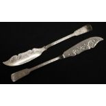Pair Victorian sterling silver butter knives