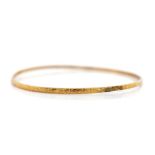 Early 20th C. Australian 9ct rose gold bangle