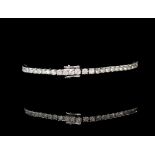 4.57ct diamond and 18ct white gold tennis bracelet